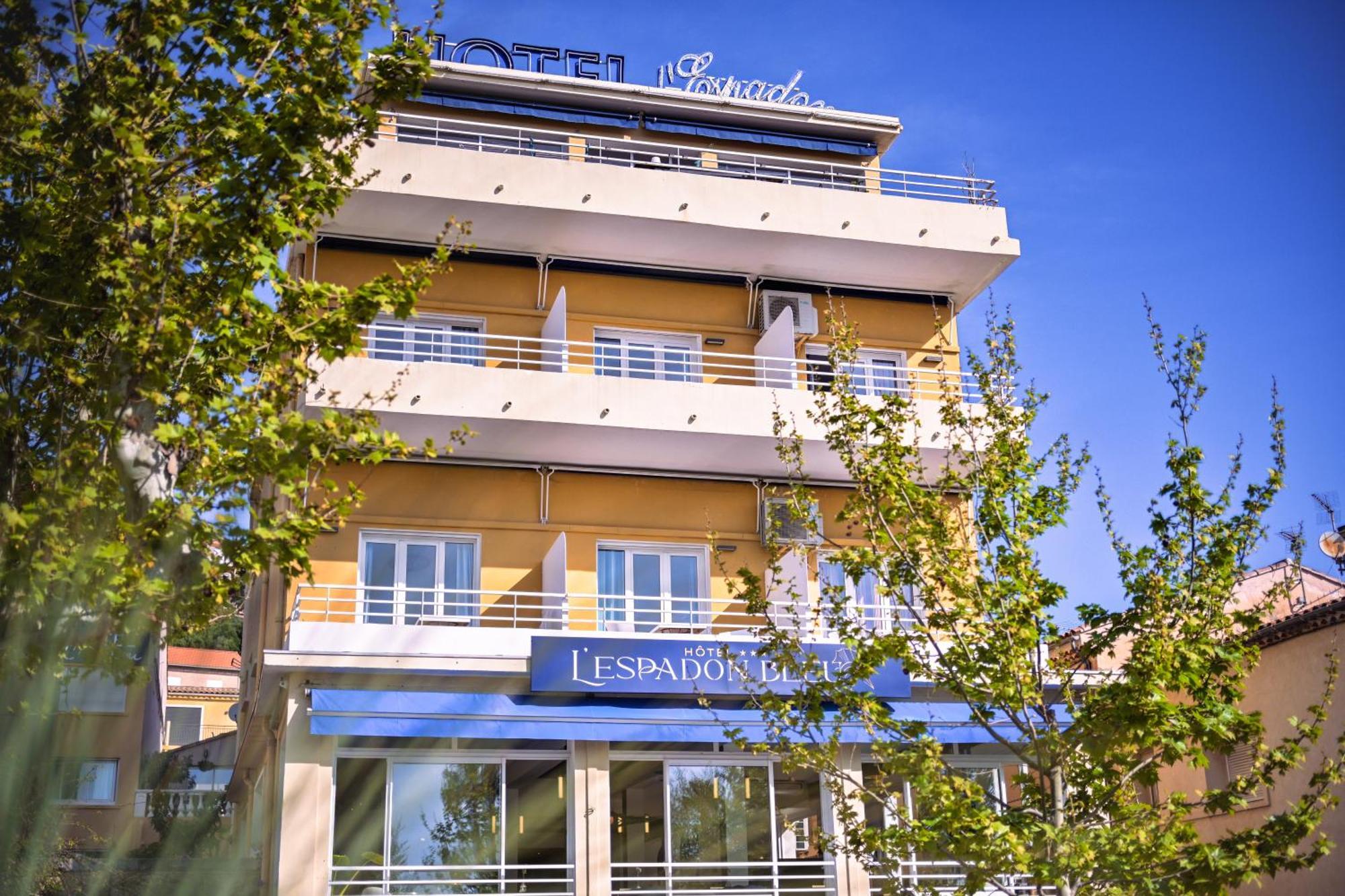Hotel Espadon Bleu Le Lavandou Exteriör bild